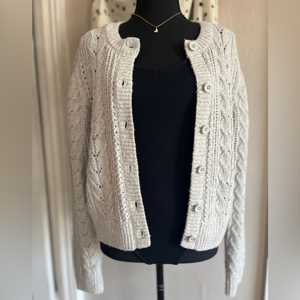 Hollister Light Gray Knit Cardigan